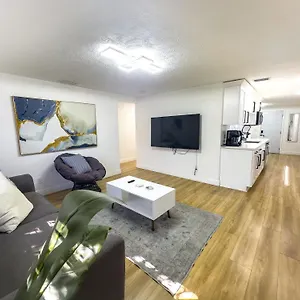 Beautiful And Relaxing 3 Bedrooms 2 Kings Beds , Tampa United States