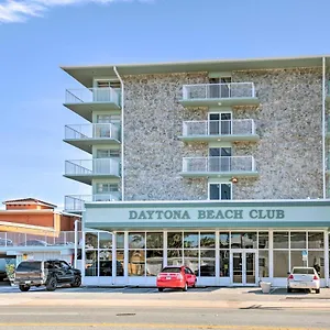 Oceanfront Daytona Club With Balcony! , Daytona Beach United States